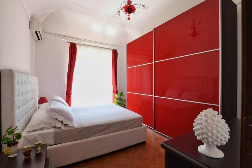 Appartement Iflat Casa Teso Con Terrazza Sui Tetti à Palerme Extérieur photo